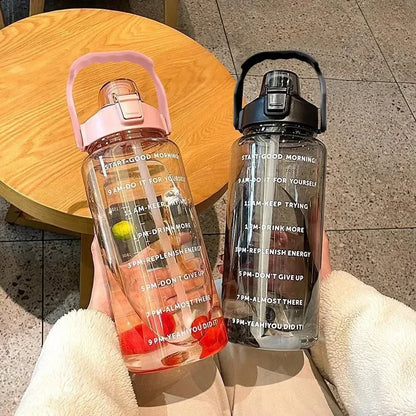 Gourde plastique rose et noir